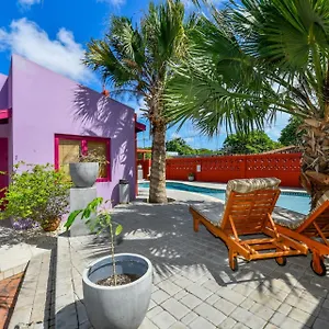 https://cadushi-apartments.comcaribbean.com