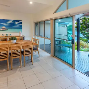 Apartment Cooinda Gardens On By Hiha
